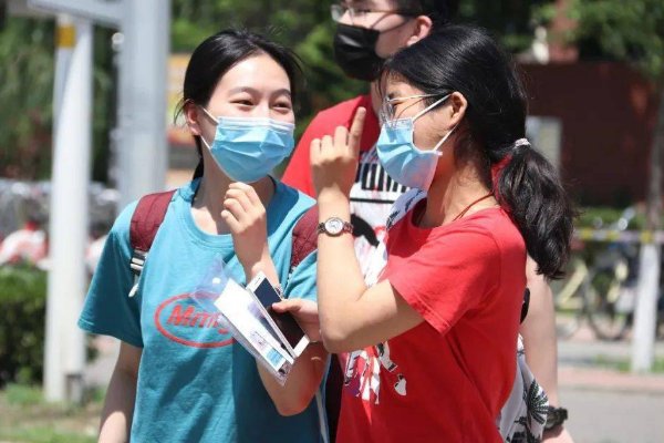 今年高考505分的河南理科考生能上哪些好些的三本院校？？