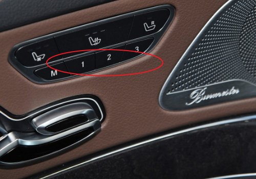 奔驰s350 后排车门上的开关都是哪些 解释一下啊。要开这款还不懂