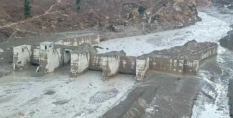 印度冰川断裂已致32人死亡,冰川为什么会断裂?