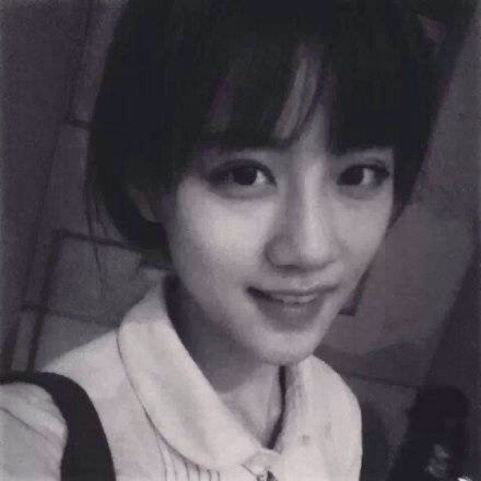 有什么好看的qq女生灰色头像