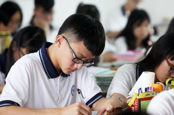 高二理科生平时能考450分，一般情况下高考能考多少？