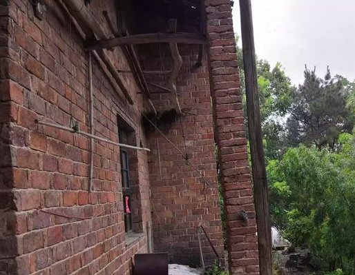 花57万新建房刚住进去整栋楼翘起，这是咋回事？