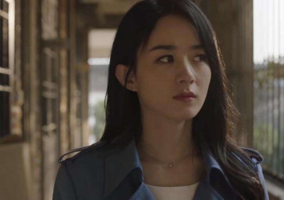 在《谁是凶手》这部剧中，赵丽颖演的沈雨是好人还是坏人？