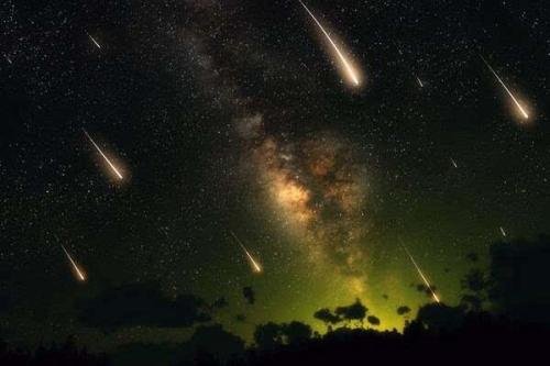 为什么下半夜看到的流星比上半夜多呢？