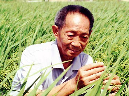 袁老家属以书面形式致答谢辞，他的离去让人们有什么深思？