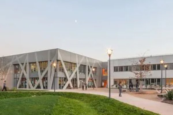 法国巴黎综合理工大学世界排名