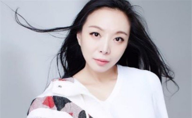 蓝天白云儿童歌曲歌词五年级