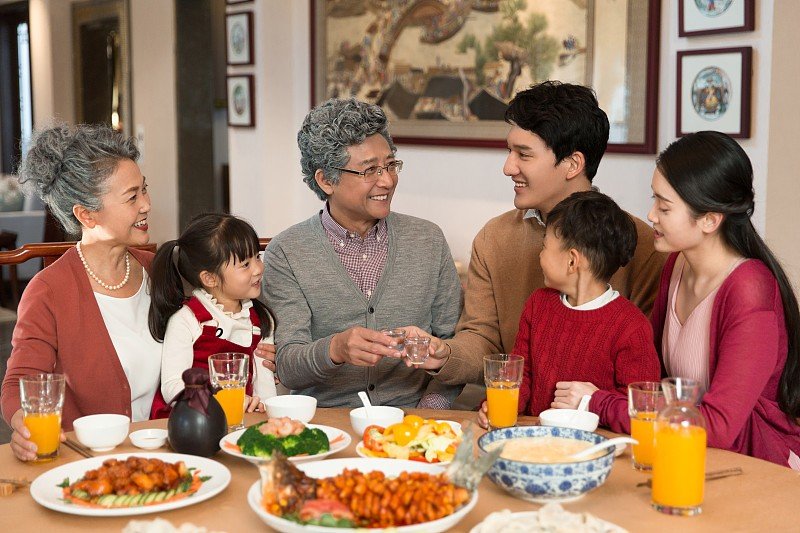 表达家有喜事的句子