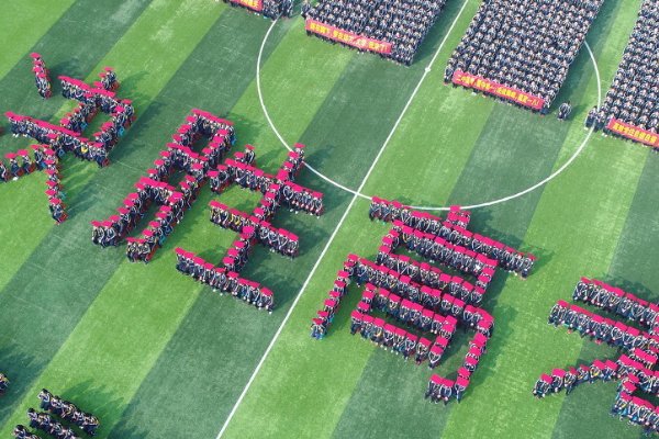 高考期间怎么样才能给孩子精神上支持？