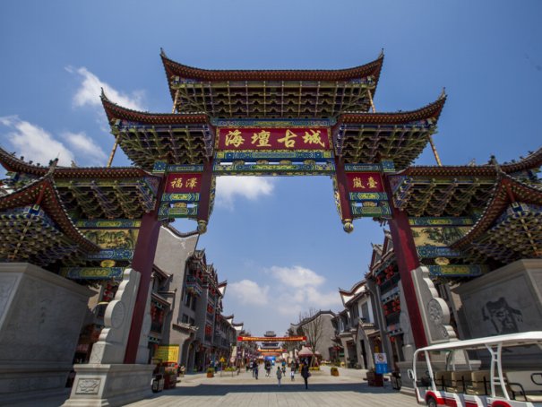 旅游选热门景区还是小众景点