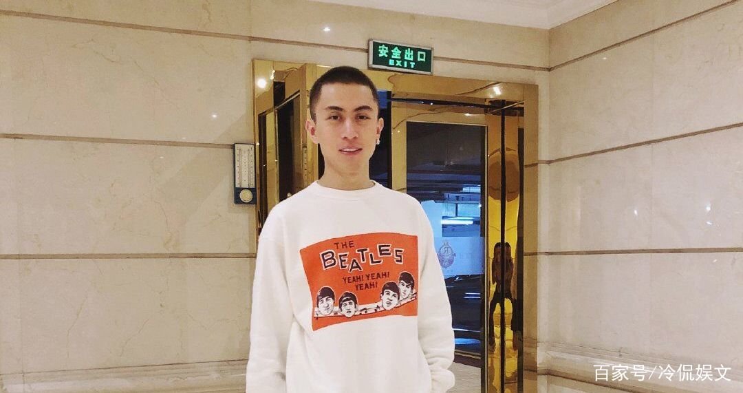 身家百亿却低调做事，一双鞋价值三十万，一支烟价值三万，这个人是谁？