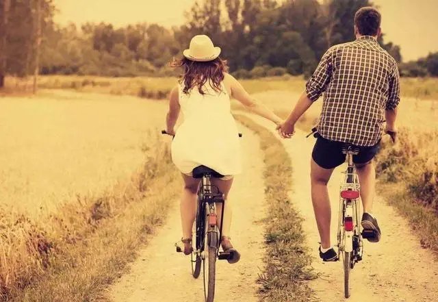 男子回应与去世妻子妹妹重组家庭，不俱世俗的婚姻能长久吗？