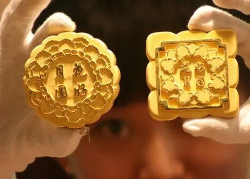 “天价月饼”出新招，将运费提高至600元，如何看待这一现象？