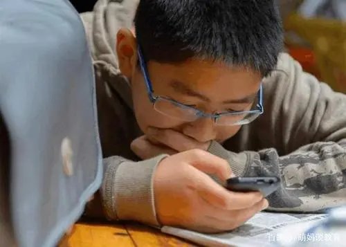 南昌少春中学回应销毁学生手机，事件的始末有何详情？