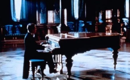 适合一个人晚上看电影