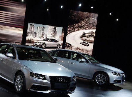 奥迪A4L侧向辅助系统是什么?