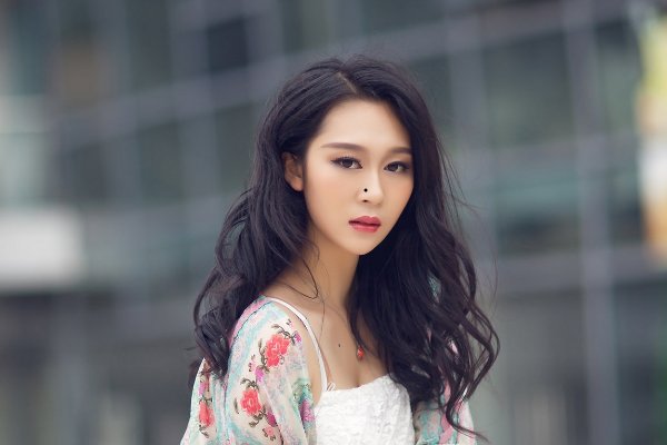 鼻子上有痣好不好,鼻子长痣面相图解