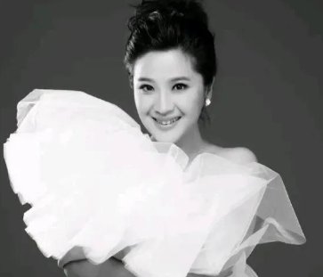 重庆电视台主持人吴洁患癌不幸去世，生前曾主持过哪档节目？