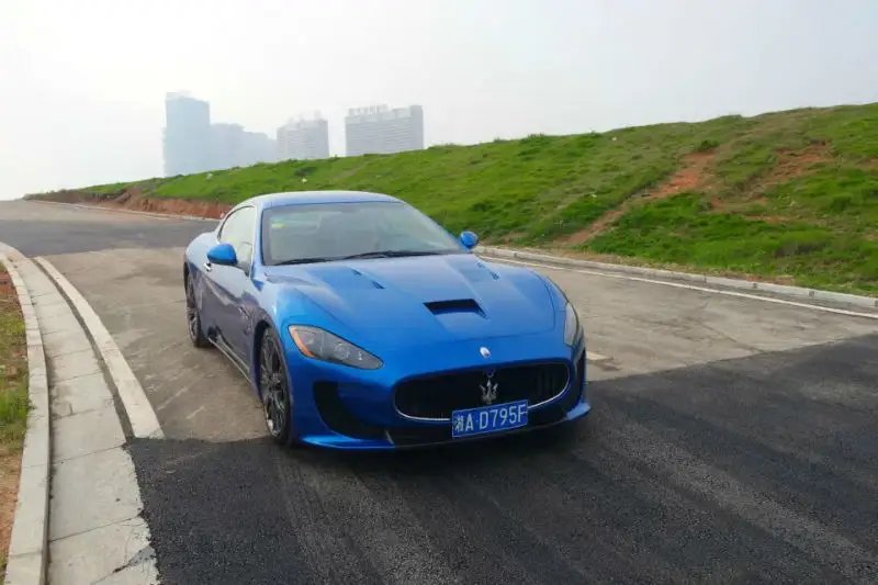 00后从长沙偷走玛莎拉蒂请代驾开到江西，获刑十年！这判决合理吗？