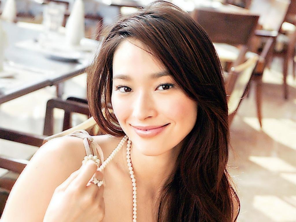 新华社评明星代言，是在释放了怎样的信号？