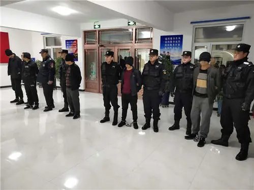 赤峰一平均17岁恶势力团伙被剿灭，涉案人员将受到怎样的惩罚？