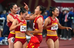 不信命！中国选手头顶哪吒头 ，四个姑娘创历史最佳成绩，她们都是谁？