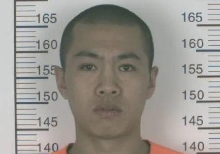 内蒙古一嫌疑人外出就医时逃跑