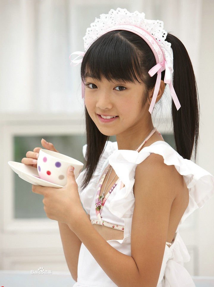 这个女生叫什么名字？我要查他的图片