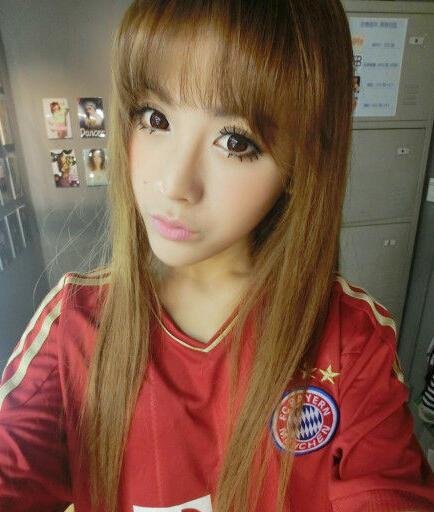 曹安娜的演艺经历