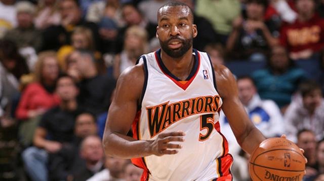 长人如林的NBA，矮个子的生存之道，你知道是什么吗？