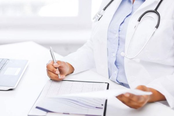 执业医师考试成绩公布的规律是什么？