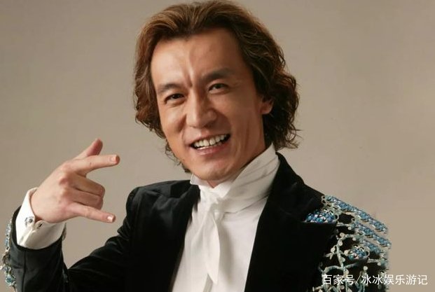 李咏妻子哈文传出喜讯，本人亲自官宣，网友纷纷送祝福，究竟怎么回事呢？