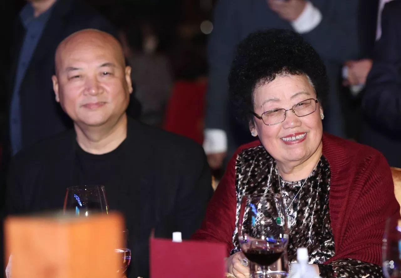 陈丽华立遗嘱,曝光500亿分配,迟重瑞伤了心,是真的吗?