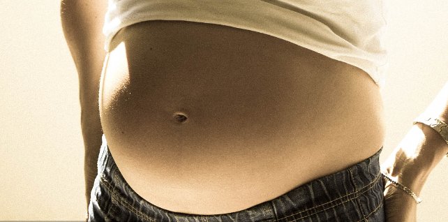 脐的拼音怎么读