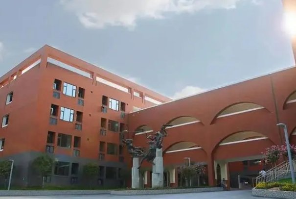 成都排名前十私立学校