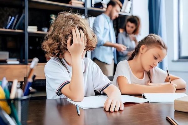 一件新鲜事作文400字四年级上册语文