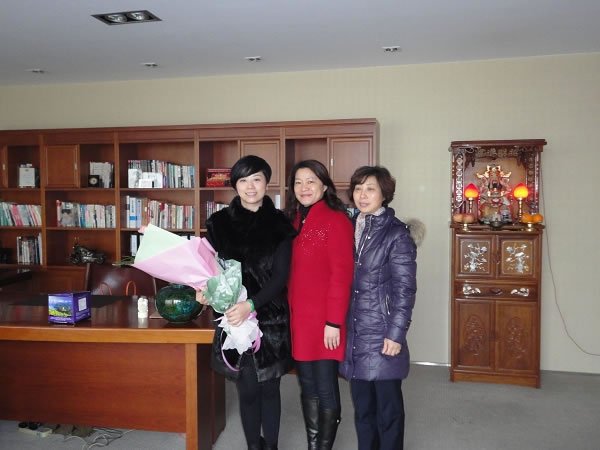 松江区九亭镇人民政府的部门领导