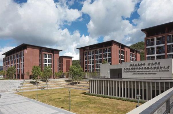 那里有学理发培训班