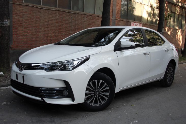 卡罗拉钢印的车架号在哪