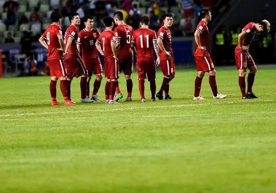 6人制男子世界杯赛中国队3：2领先法国时，为何裁判却判中国队负于法国？