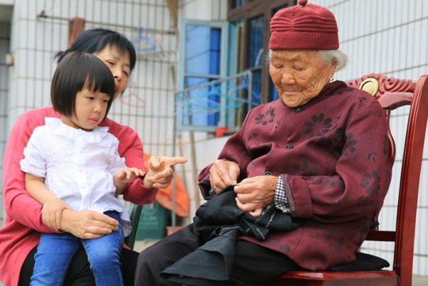 现在的中国还有当时清朝人健在吗？有什么依据吗？