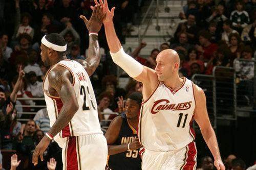 詹姆斯欠他一座总冠军，追随詹姆斯数年，大Z是怎样的球员？