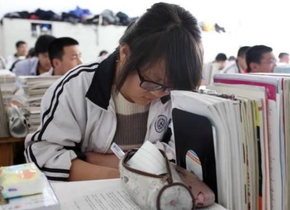 教育部再次发布高考提醒，考生们在考试前应当注意什么？