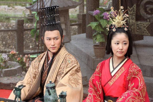 美人心计主要讲的什么内容？