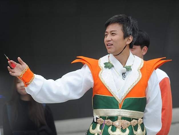 邓超客串婚礼司仪，他是否有这方面的天赋？