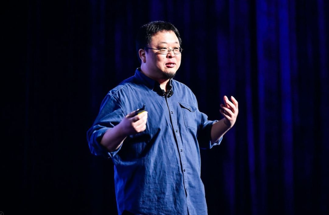 罗永浩在《脱口秀大会》上都是怎样自黑的？