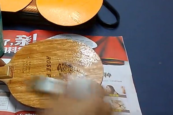 入手一款斯蒂卡黑檀7，如何配胶皮，救急？！