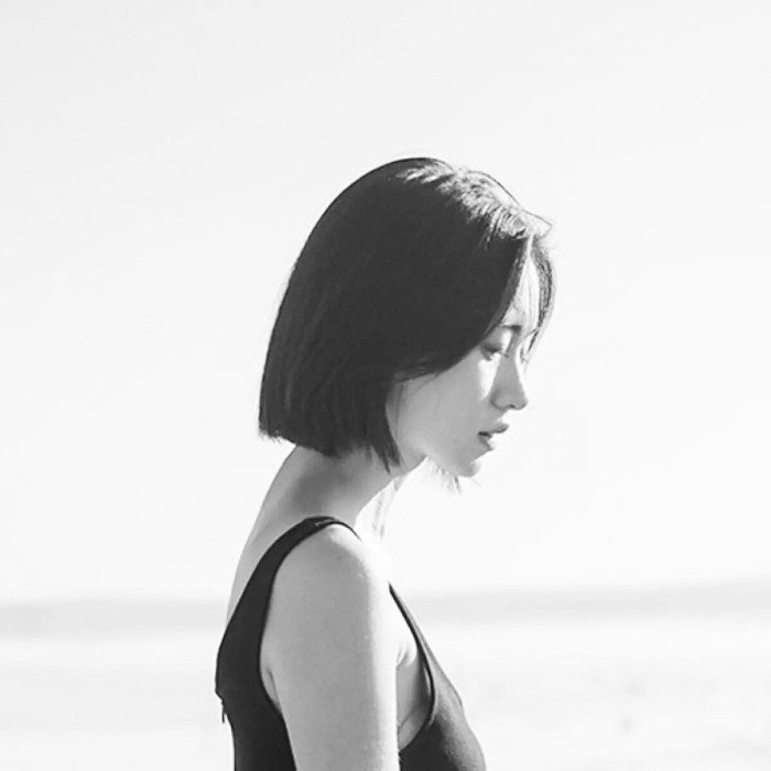 有什么好看的qq女生灰色头像