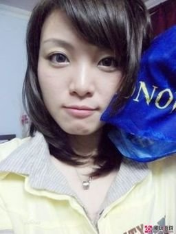 夜幕色倾城的原唱介绍