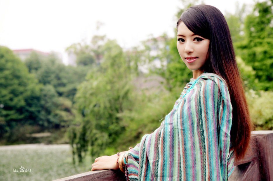 赞拉龙儿的个人经历